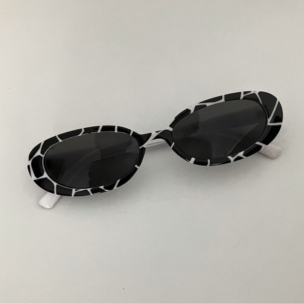 Crackled Detail Sunglasses